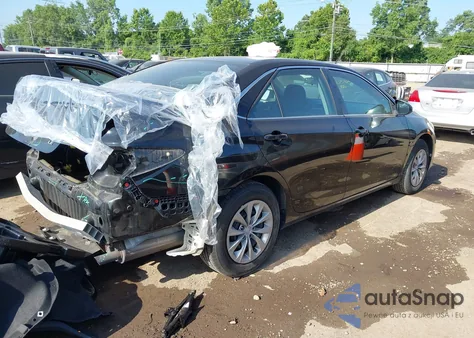 2017 Toyota Camry Le из США, поврежденный, VIN 4T1BF1FK0HU444646